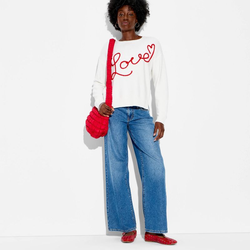 Women's Love Graphic Pullover Sweater - White M