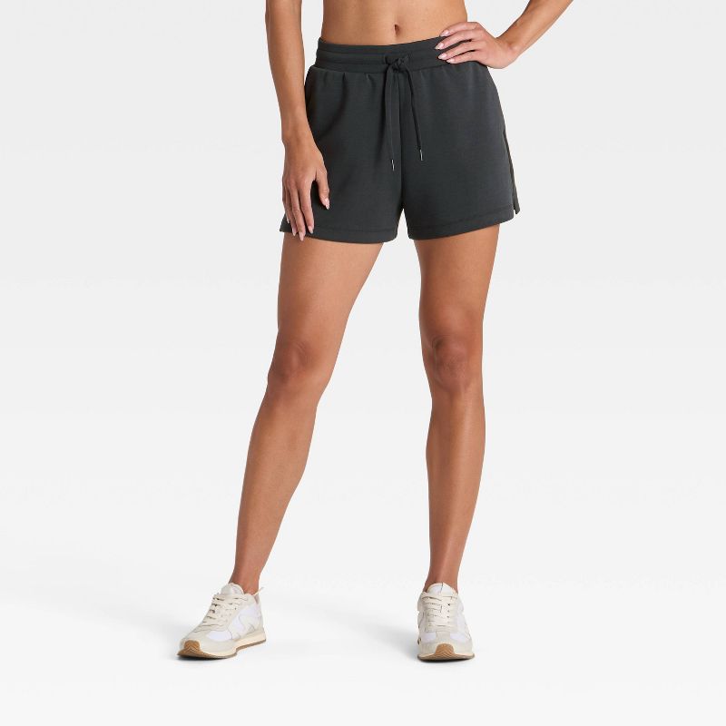Women's Airy Sleek Shorts 3.5" - All In Motion™ Black XXL
